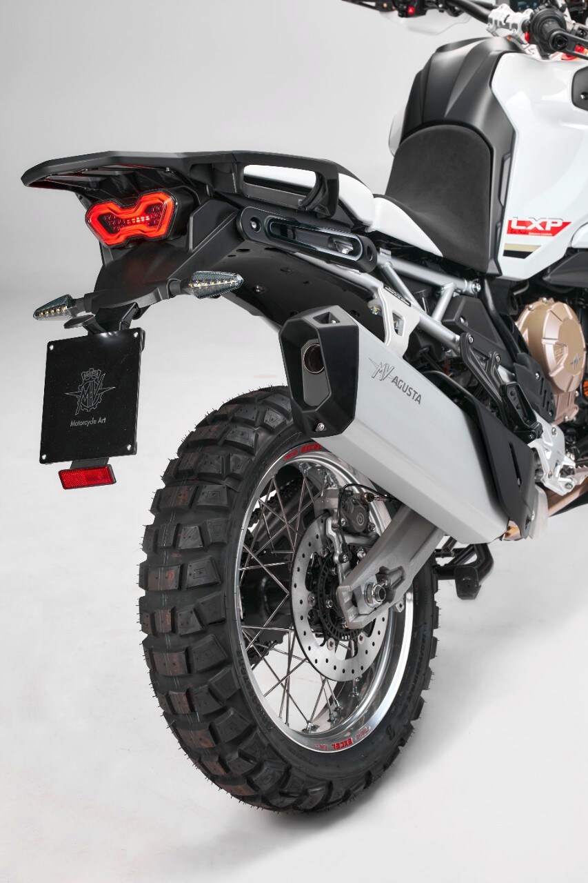 Test ANTEPRIMA - MV Agusta LXP Orioli: lucida follia +VIDEO+